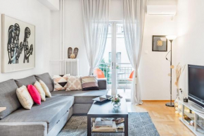 Koukaki Apartment with a Sunny Balcony, near the Acropolis